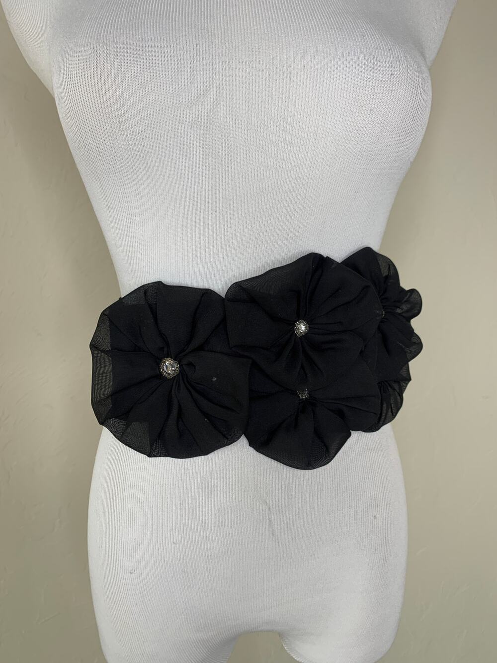 Black 3D Flower Belt Rhinestone Center Stretch Wide Belt Sz Small Medium